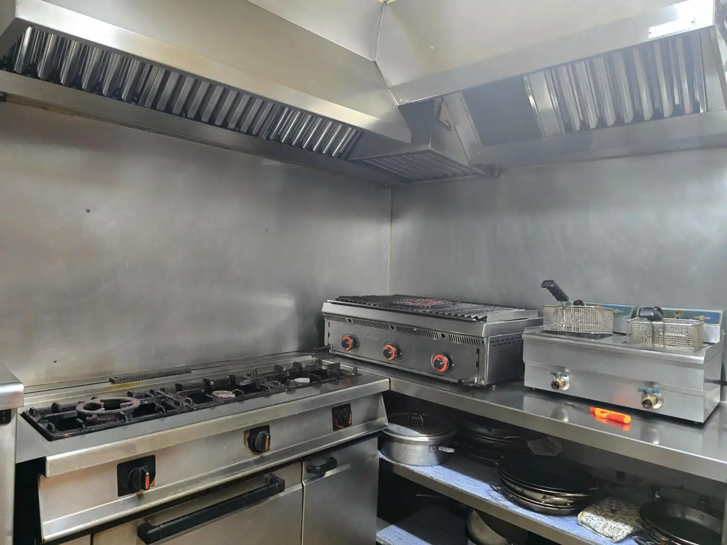 Cocina de Local de alquiler en Arenys de Mar con Aire acondicionado
