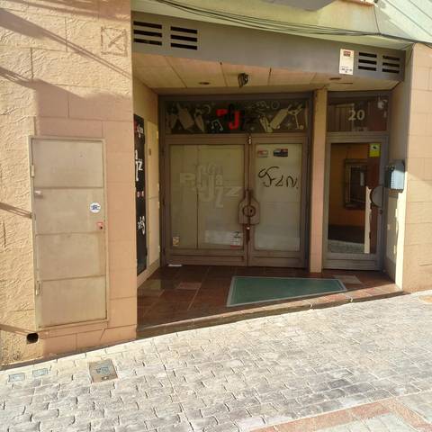 Local comercial en Venta en Carrer de Jacint Verdaguer en El Castell de Cubelles