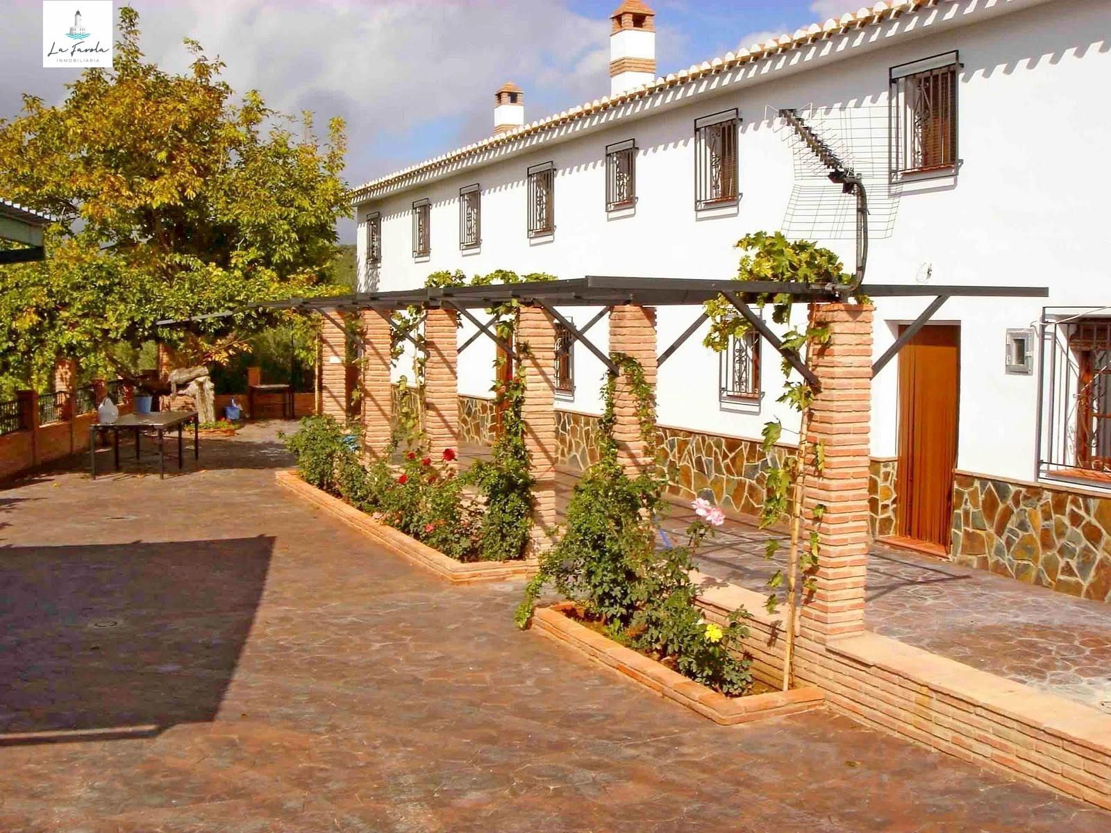 Jardí de Casa o xalet en venda en Villanueva del Trabuco amb Calefacció, Jardí privat i Traster