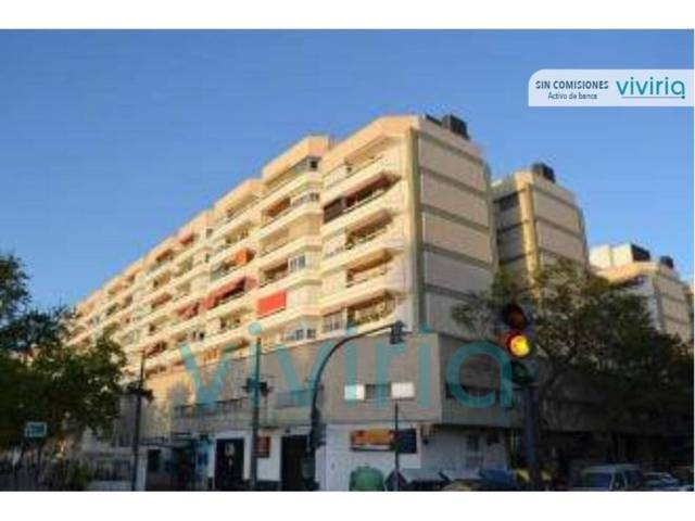 Local comercial en Venta en Calle Pintor Vilar en Trinitat