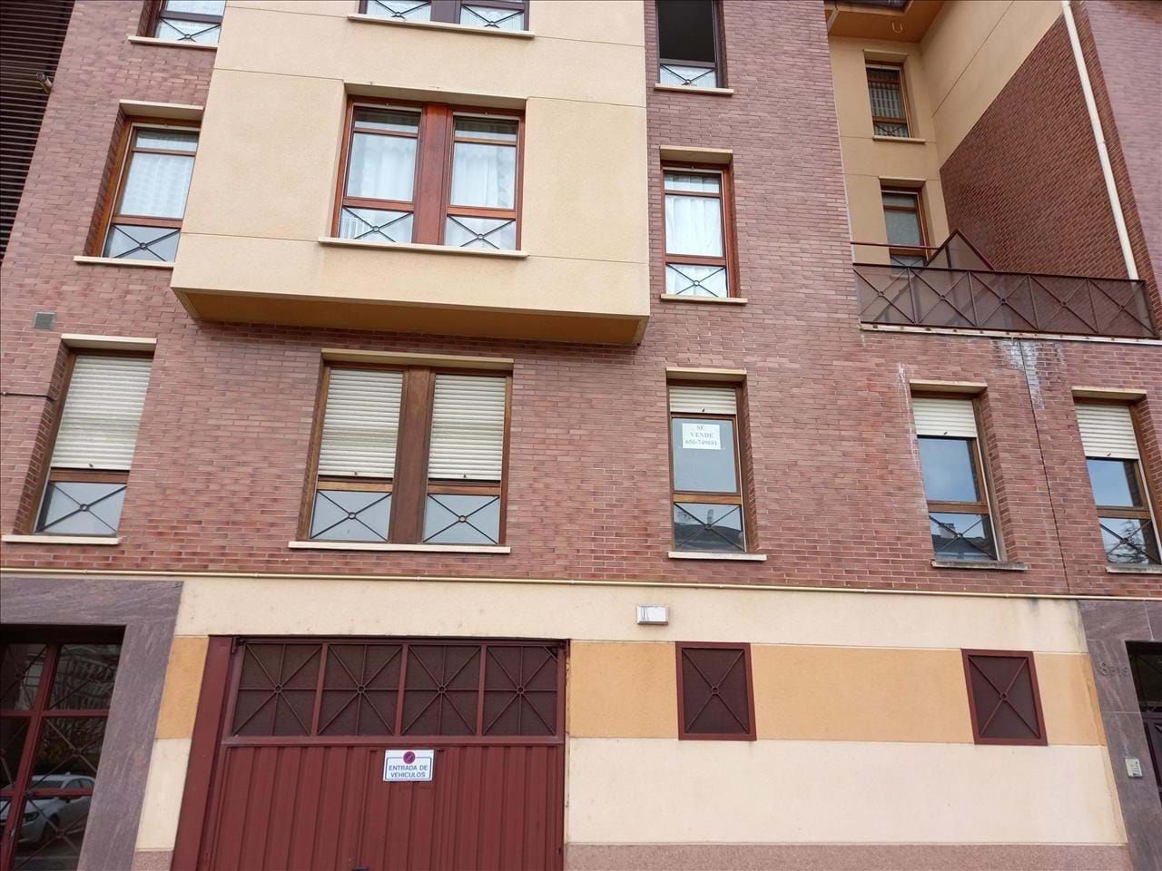 Vista exterior de Pis en venda en Abadiño 