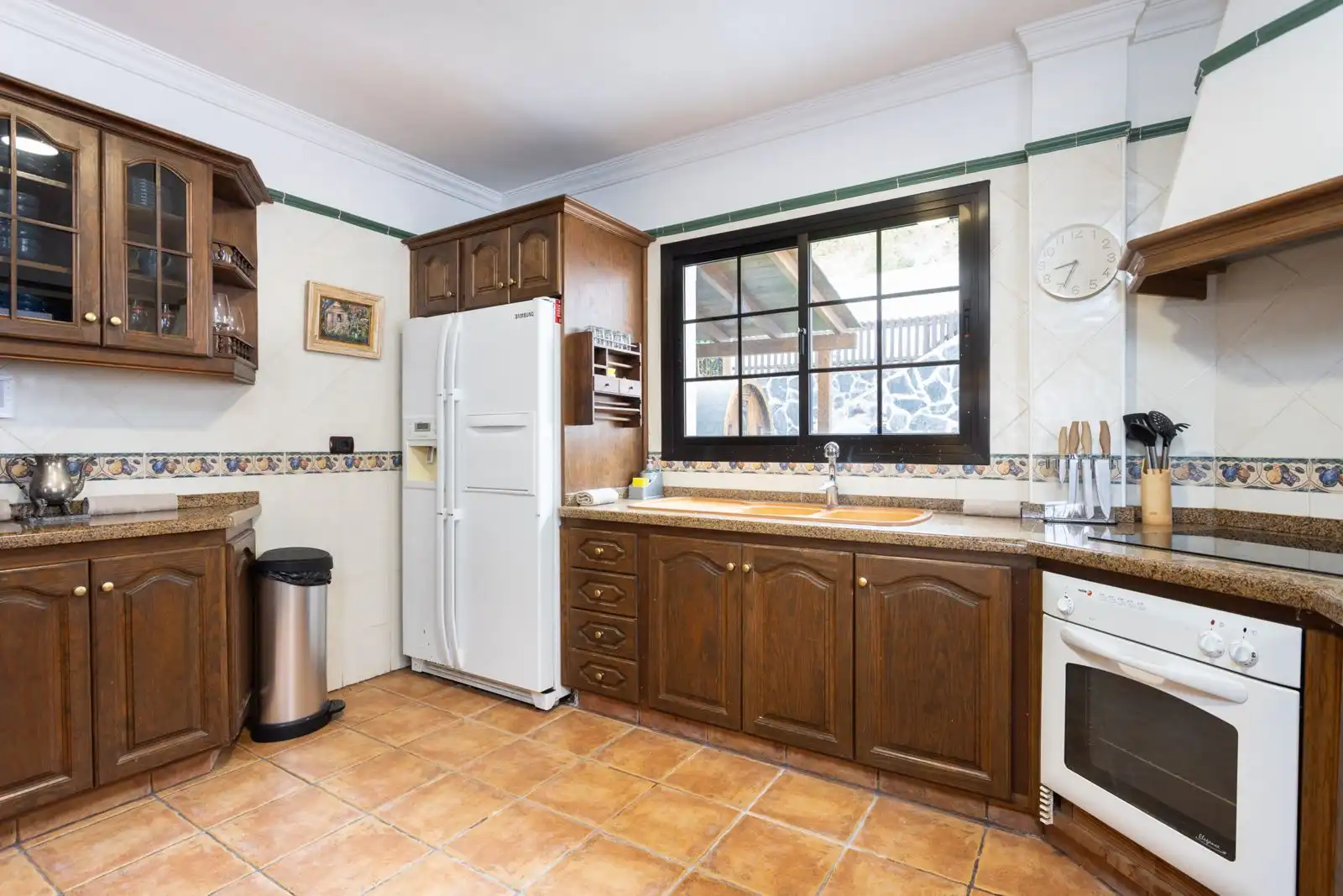 Kitchen of Detached homes for sale in El Sauzal  with Private garden, Terrace and Balcony