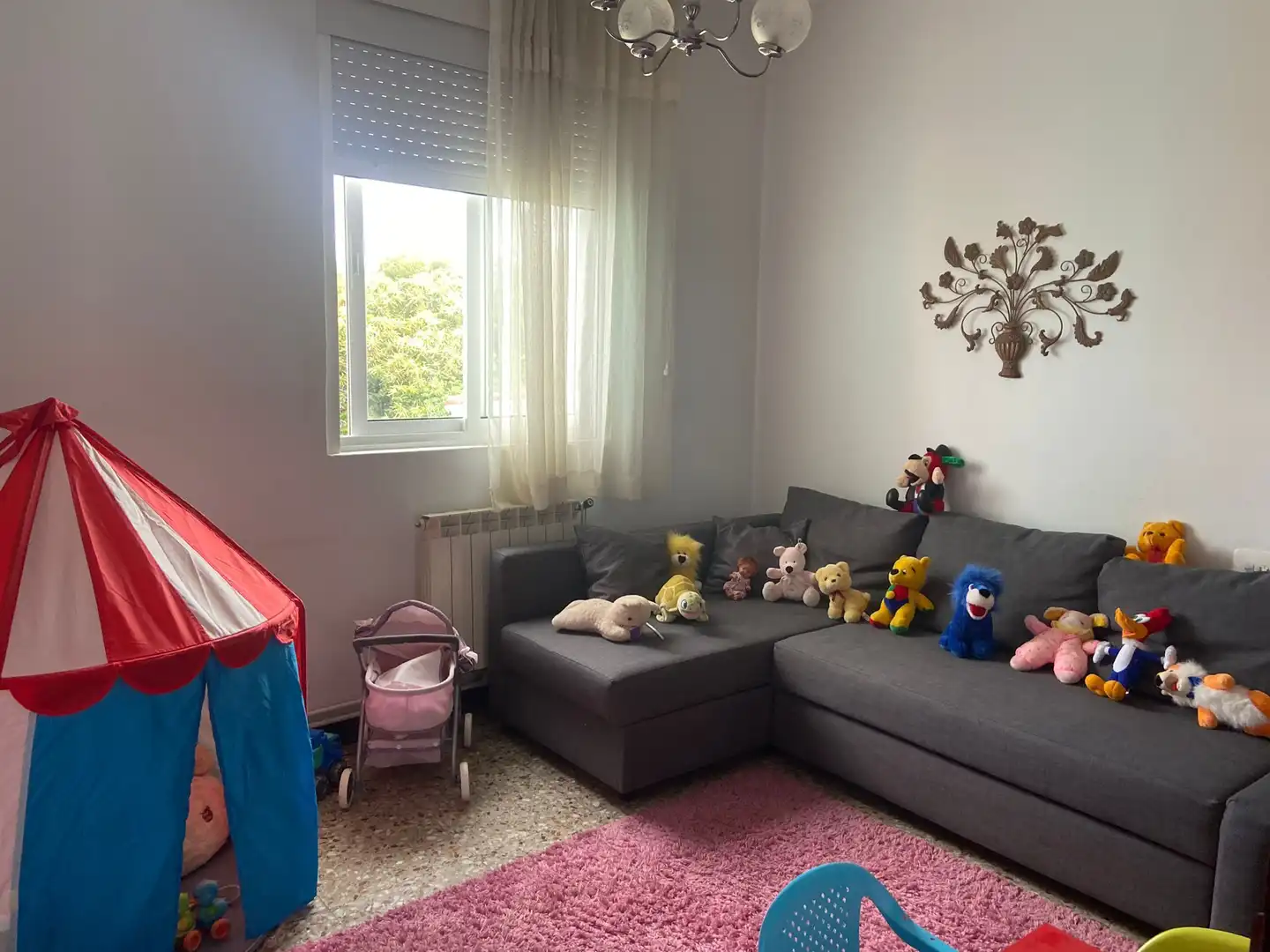 Sala d'estar de Casa o xalet en venda en Ferrol amb Jardí privat