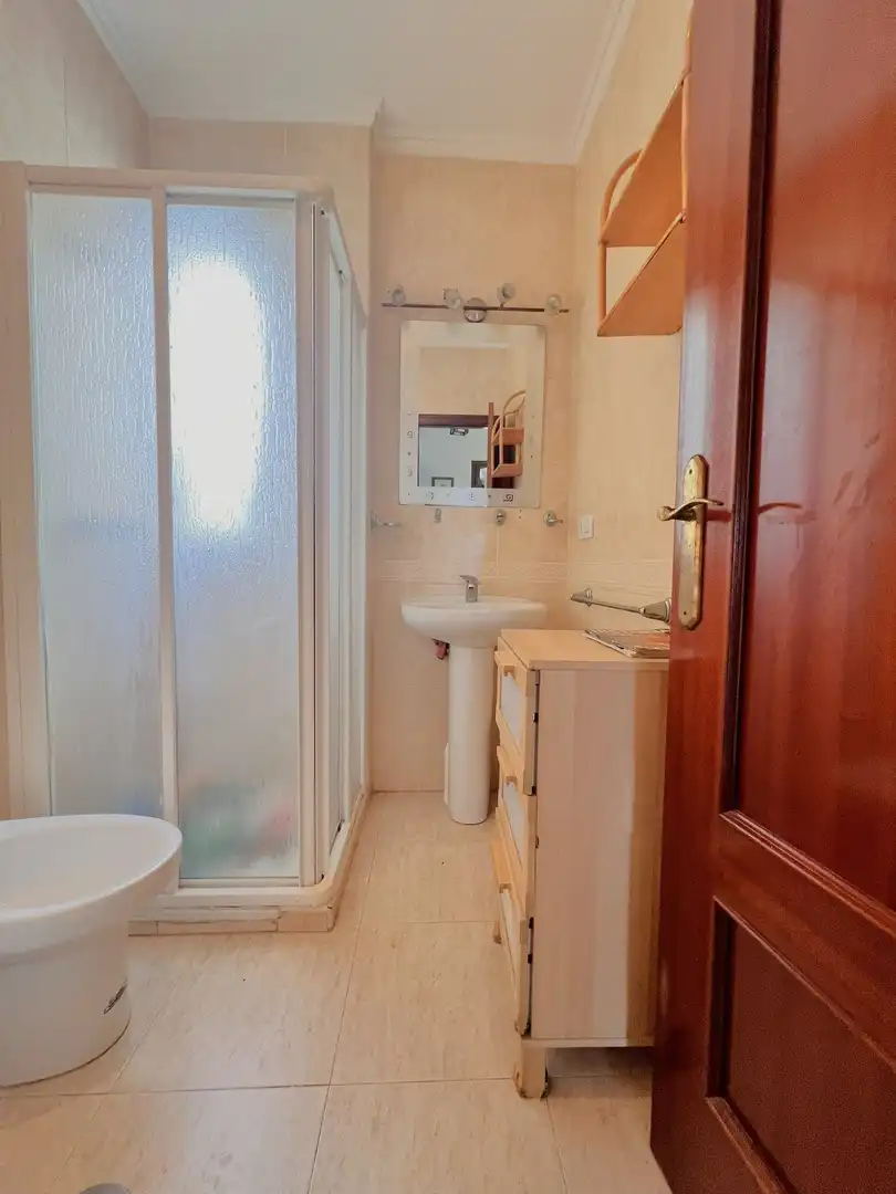 Baño de Casa adosada en venta en Ayamonte con Aire acondicionado, Terraza y Trastero