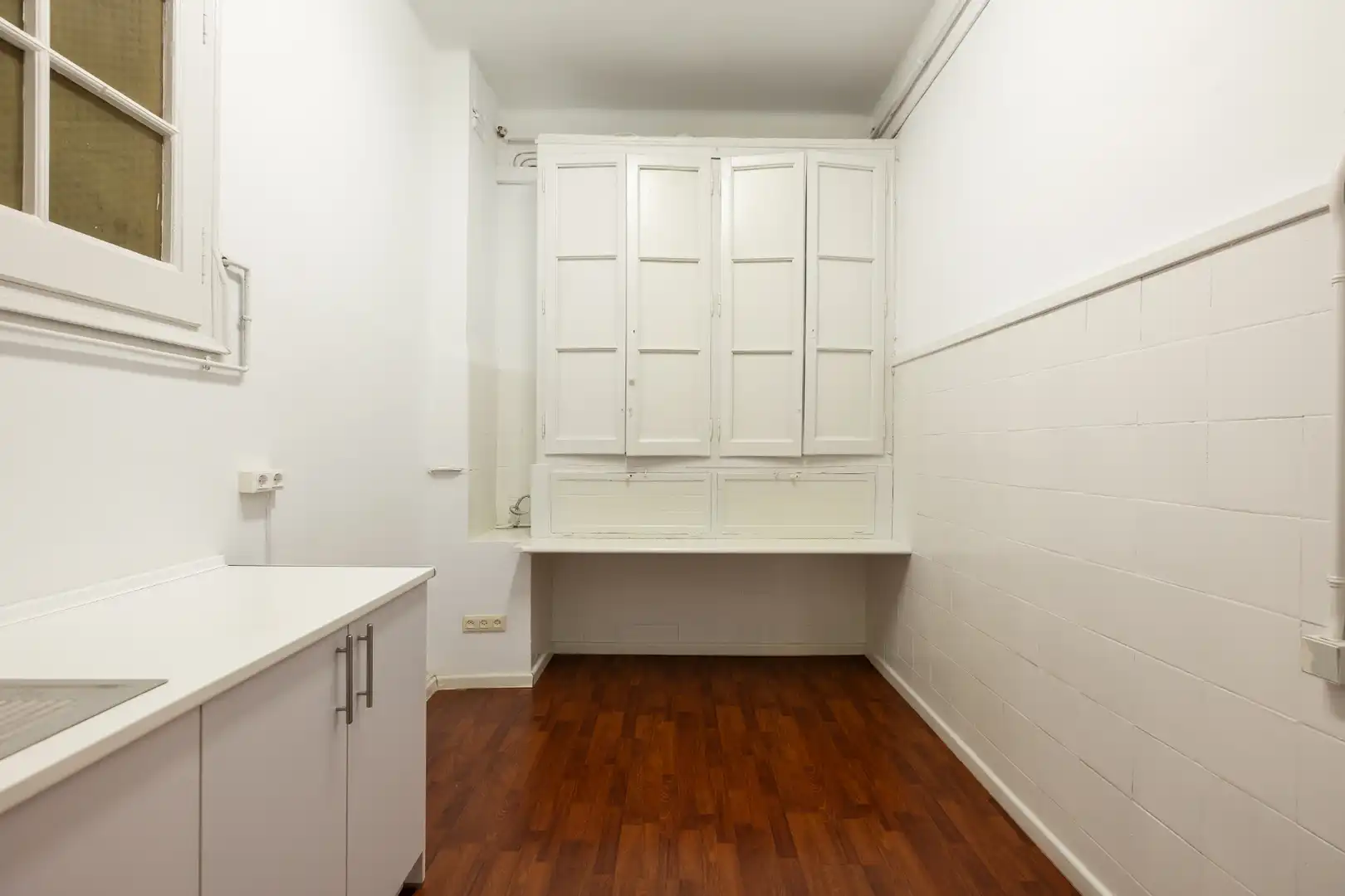 Wohnung zum Verkauf in Barcelona mit Klimaanlage, Heizung und Parkett