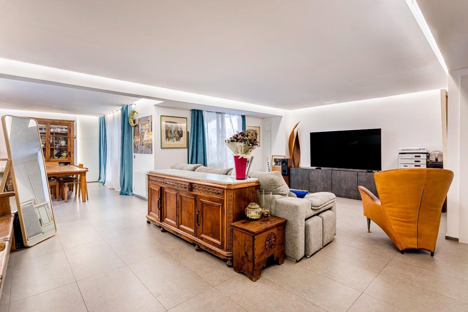 Living room of Flat for sale in  Valencia Capital  with Air Conditioner, Heating and Private garden