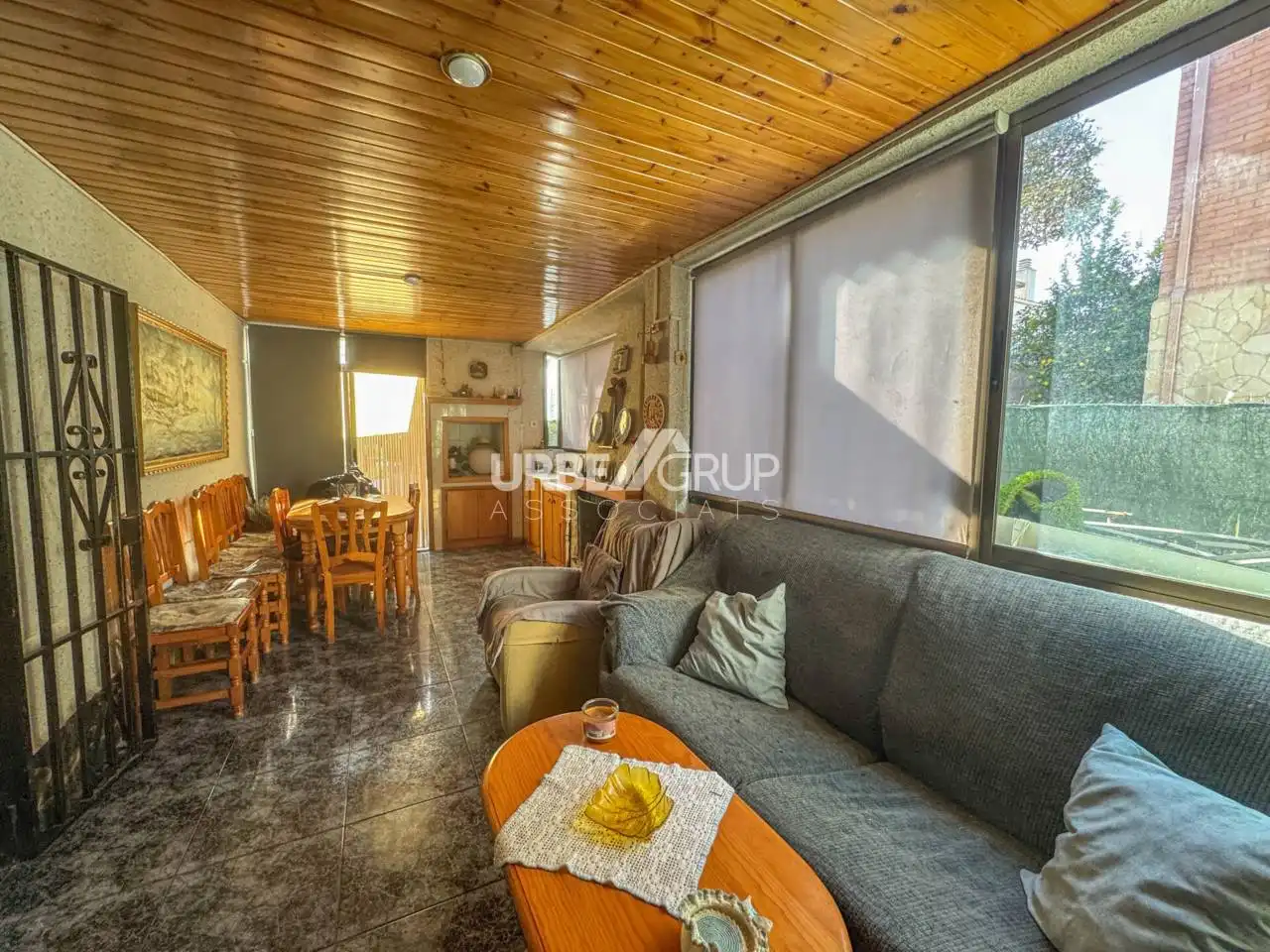 Wohnzimmer von Haus oder Chalet zum Verkauf in Sant Esteve Sesrovires mit Klimaanlage, Heizung und Terrasse