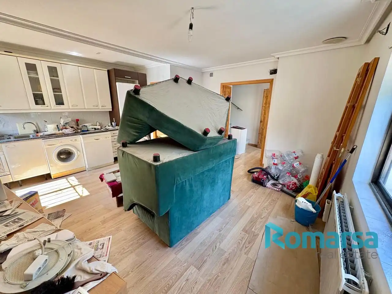 Habitación de Casa adosada en venta en Ávila con Calefacción, Terraza y Trastero