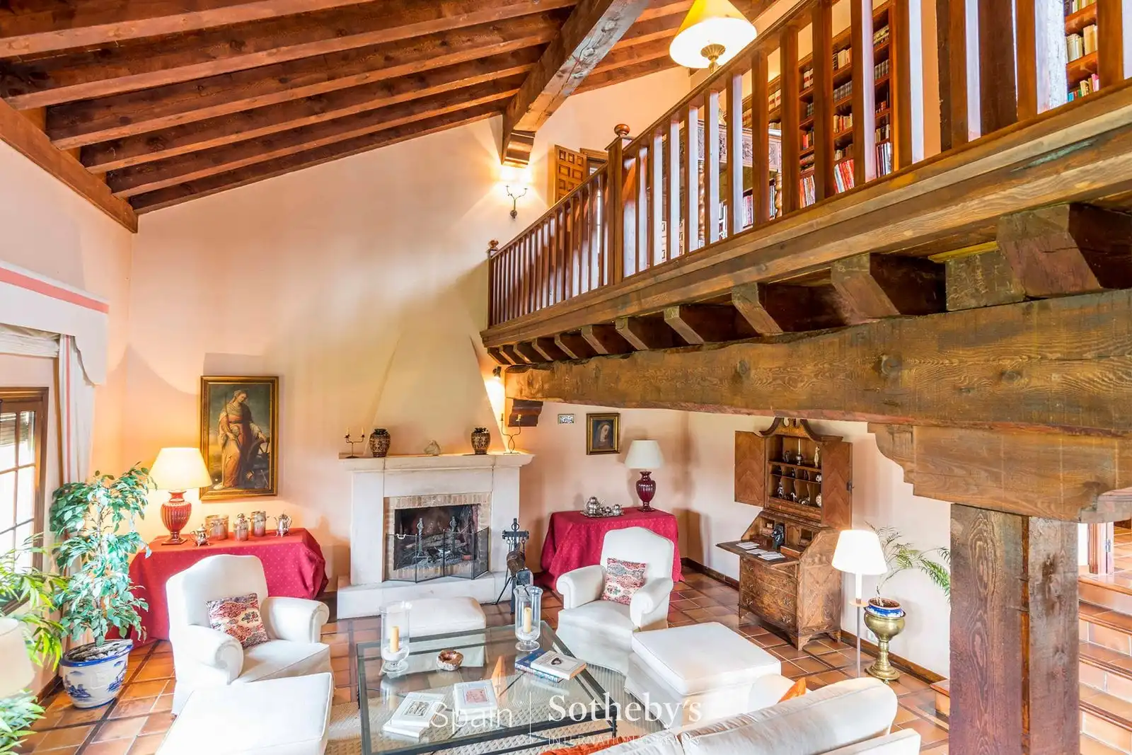 Sala de estar de Casa o chalet en venta en Sotosalbos con Aire acondicionado, Calefacción y Jardín privado