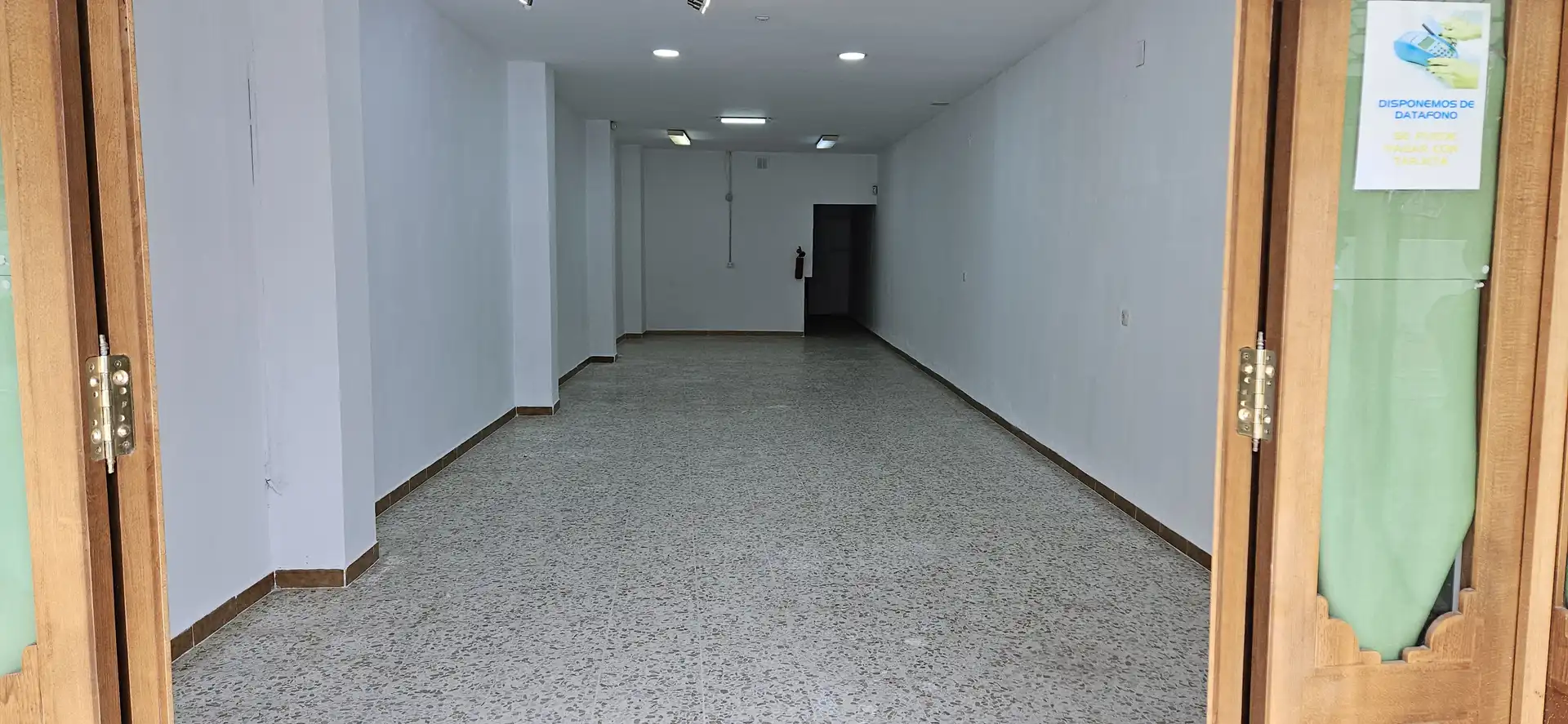 Local comercial en venda a Núcleo urbano
