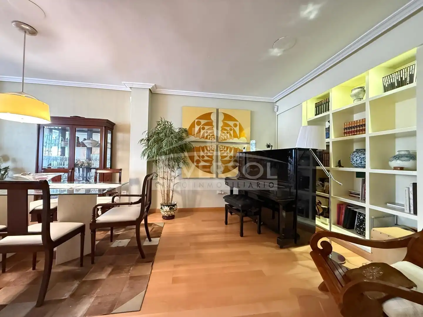 Sala de estar de Ático en venta en El Ejido con Aire acondicionado, Calefacción y Parquet