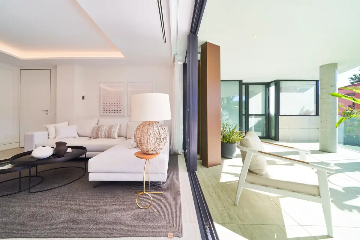 Flat with pool for sale in Estepona - Estepona,Centro,Avenida Juan Carlos I, imagen 9