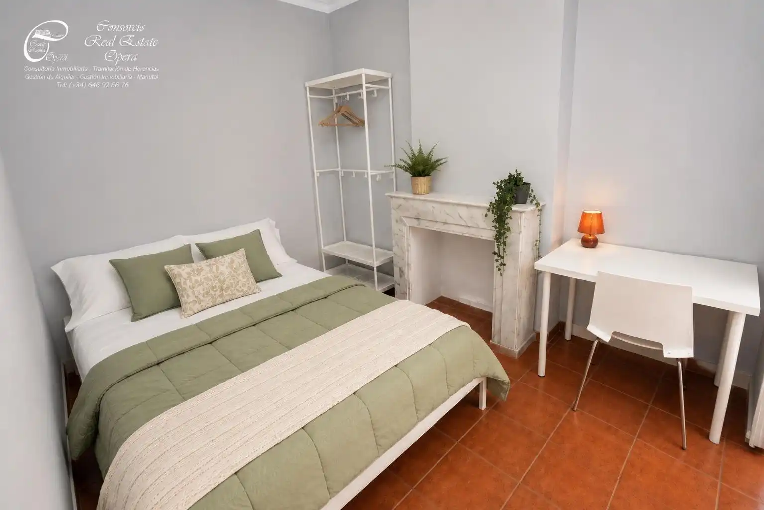 Bedroom of Flat for rent in Madrid  with Heating, Furnished and Balcony