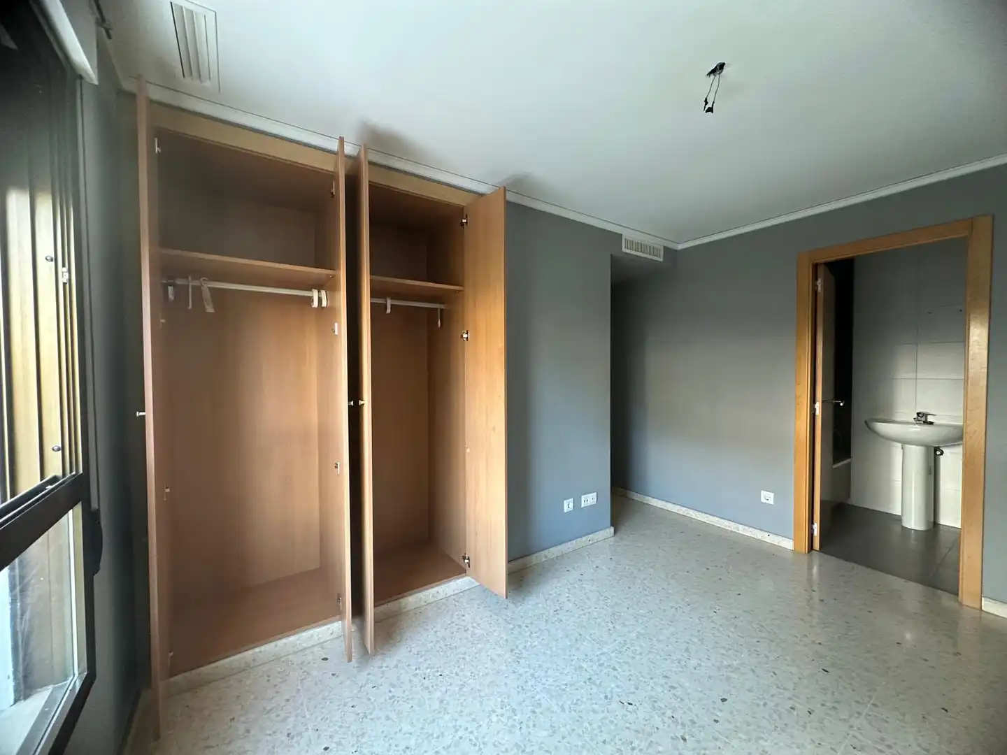 Habitación de Piso en venta en Montserrat con Trastero y Horno