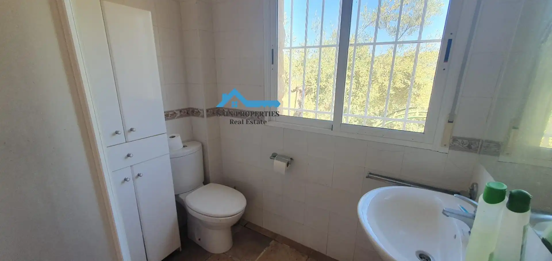 Vista exterior de Casa o chalet en venta en Confrides con Calefacción, Jardín privado y Terraza