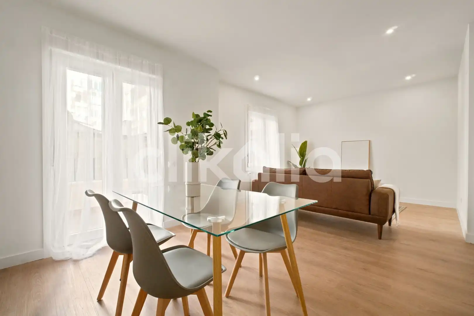 Sala d'estar de Pis en venda en Madrid amb Aire condicionat, Calefacció i Terrassa