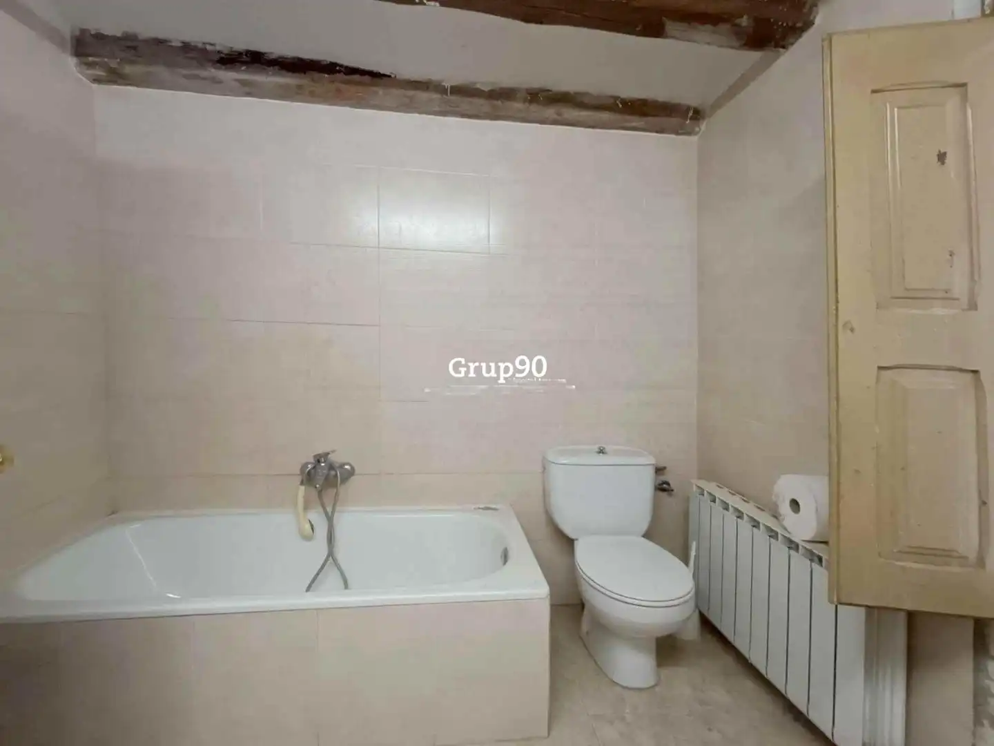 Bany de Casa o xalet en venda en Sunyer amb Calefacció, Terrassa i Traster