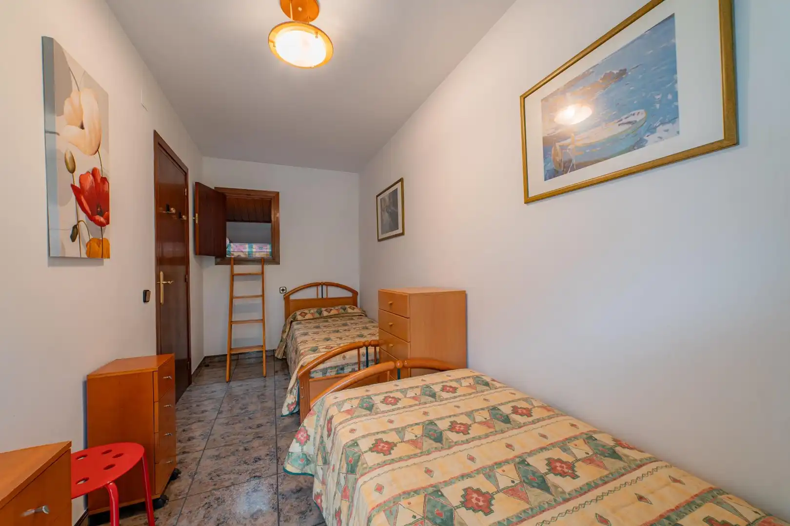 Dormitori de Casa o xalet en venda en Santa Susanna amb Jardí privat, Terrassa i Moblat