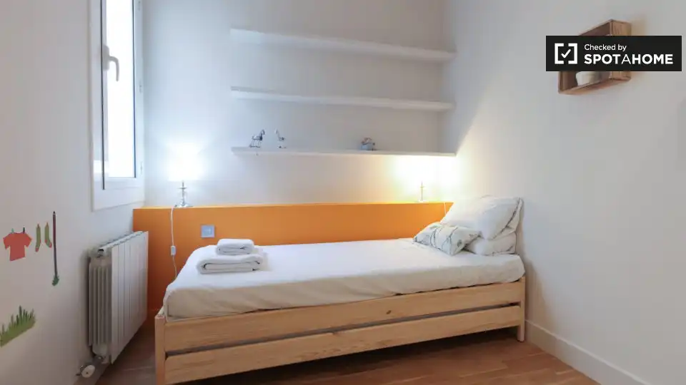 Appartamento con terrazza in affitto a Eixample, imagen 19