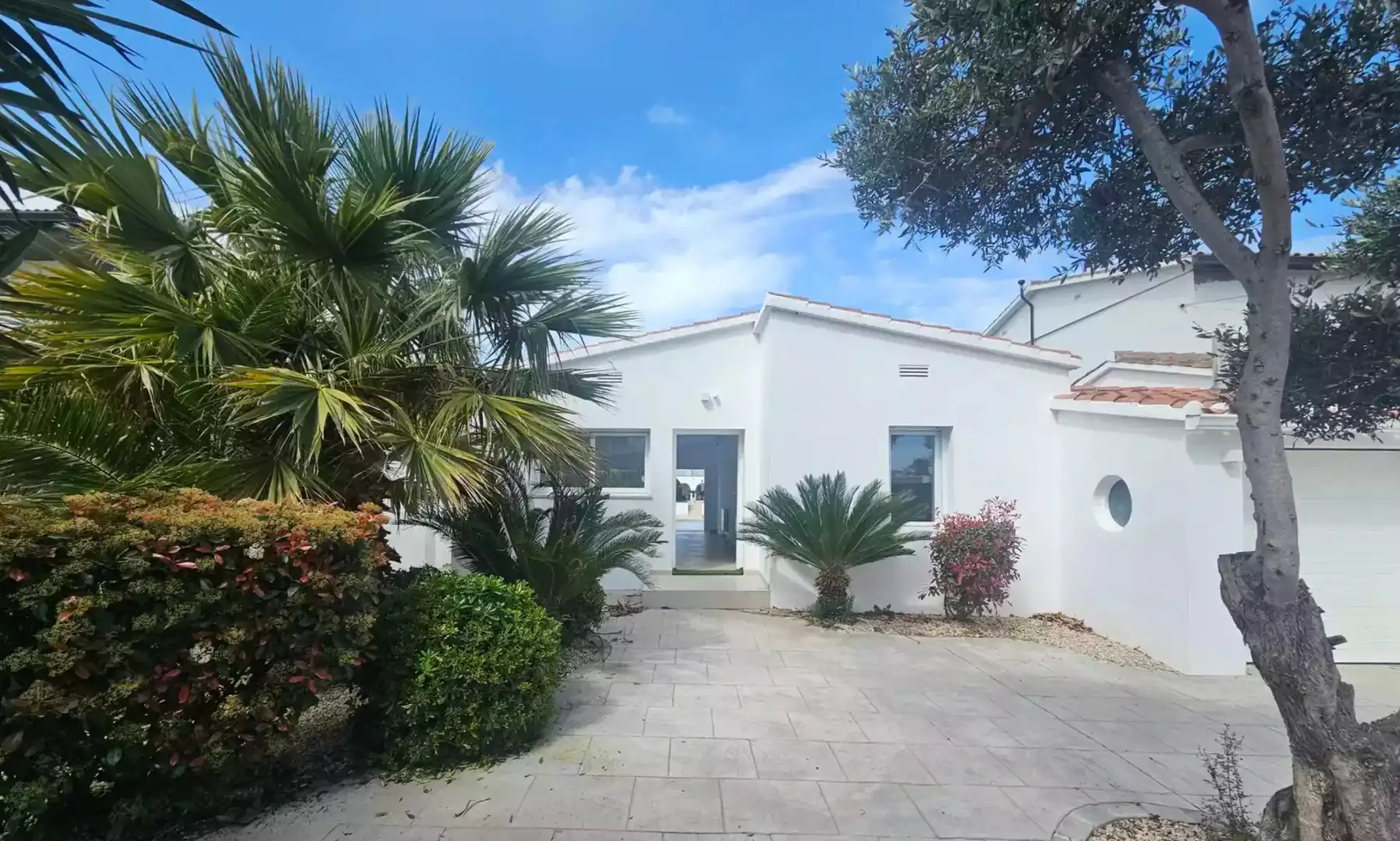 Vista exterior de Casa o xalet en venda en Centre - Sant Josep - Sanfeliu