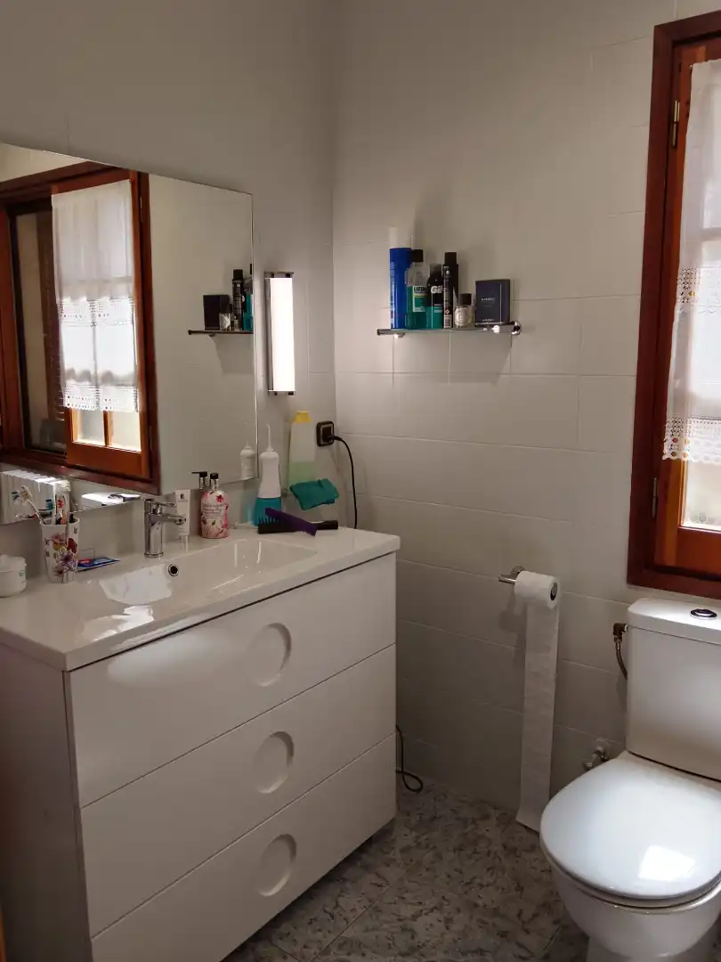 Bathroom of Houses for sale in Berga  with Heating, Private garden and Parquet flooring