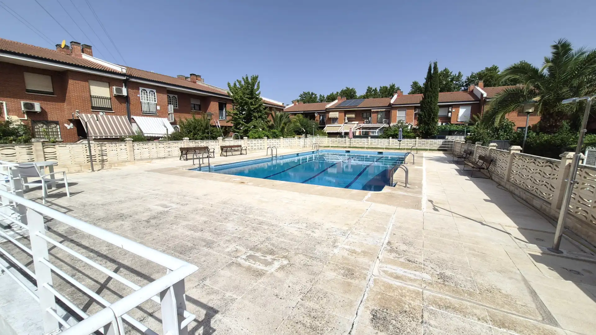 Piscina de Casa o xalet en venda en Alcalá de Henares amb Aire condicionat, Calefacció i Parquet