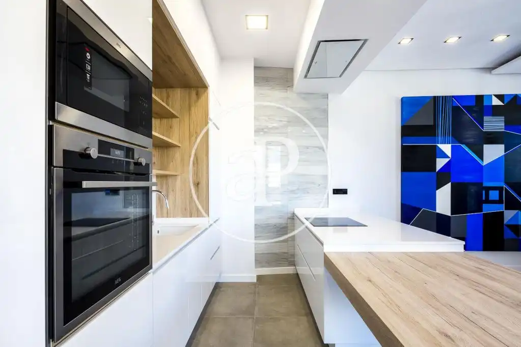 Küche von Maisonette zum Verkauf in  Valencia Capital mit Klimaanlage, Heizung und Terrasse