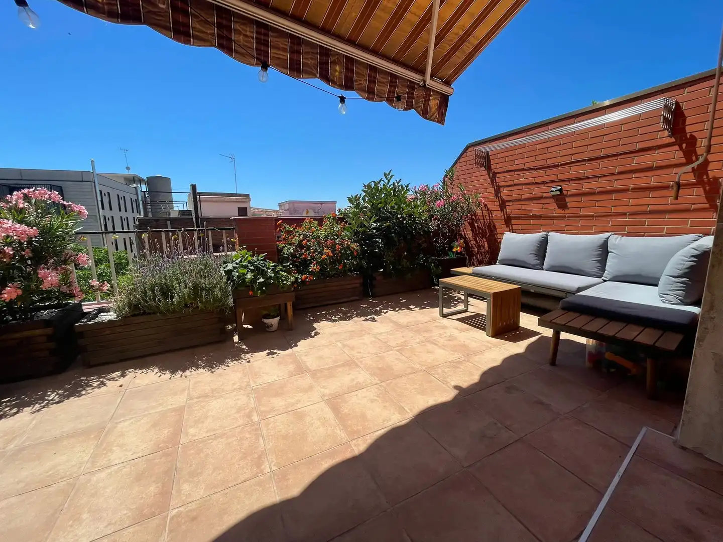 Terrasse von Dachboden zum Verkauf in Cornellà de Llobregat mit Terrasse und Balkon