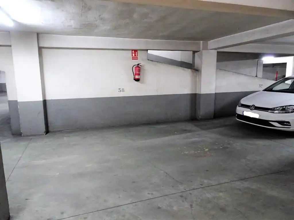 Einzelparkplatz zum Verkauf in Medina del Campo, imagen 4