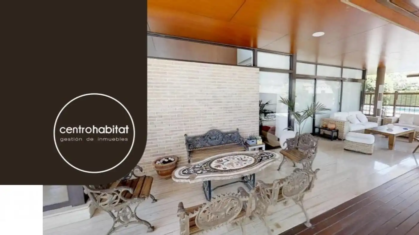 Detached house with garden for sale in Petrer