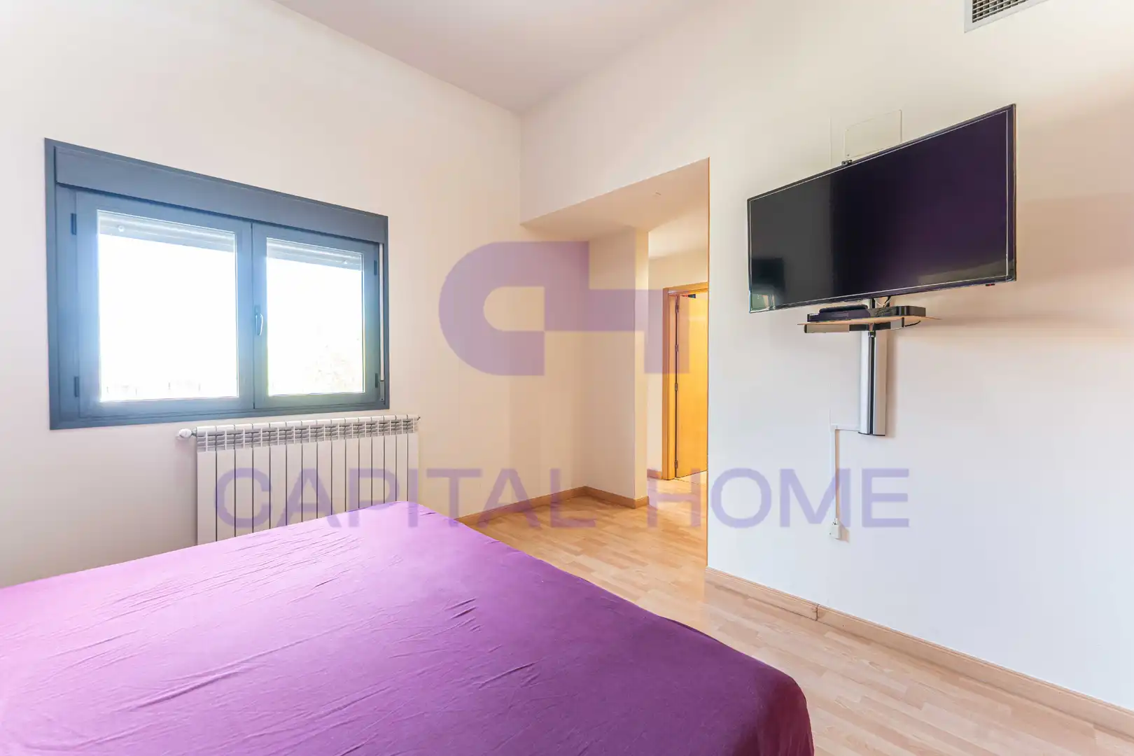Habitación de Casa adosada en venta en Navalcarnero con Aire acondicionado, Calefacción y Jardín privado