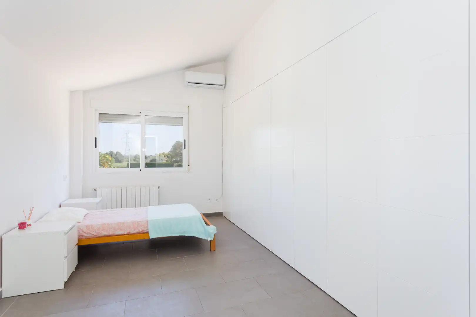 Bedroom of Houses for sale in San Antonio de Benagéber  with Air Conditioner, Heating and Private garden