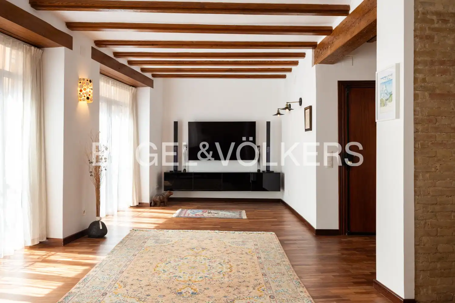 Living room of Flat for sale in Valencia  with Air Conditioner, Heating and Parquet flooring