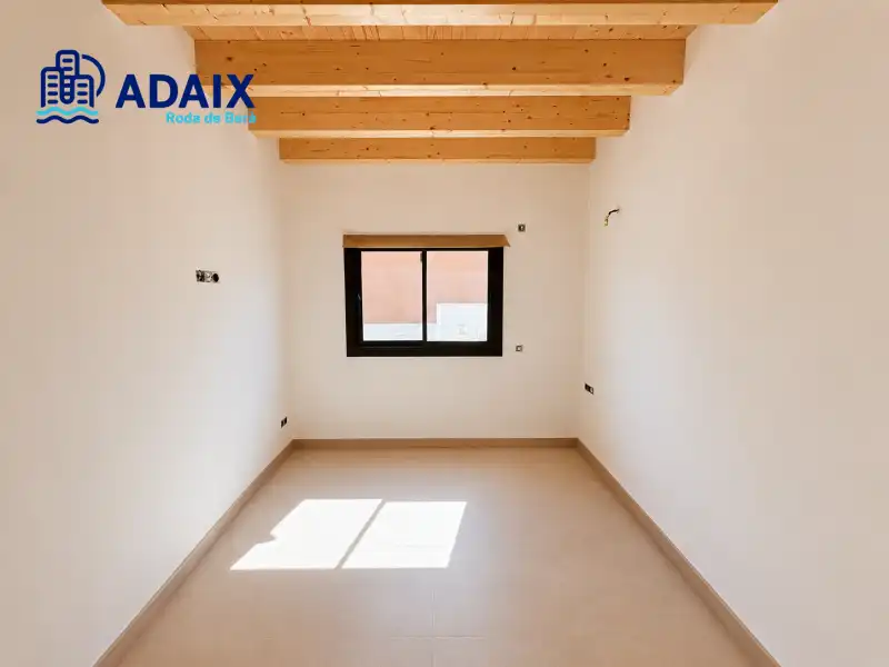 Casa o chalet en venta en Roda de Berà con Calefacción, Terraza y Piscina