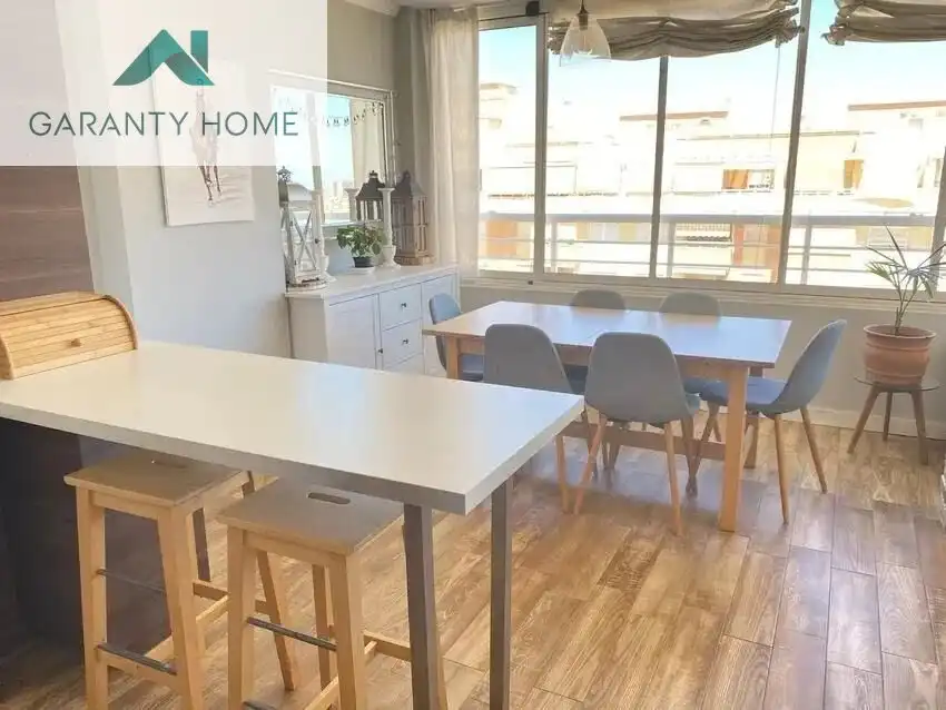 Comedor de Ático de alquiler en Málaga con Aire acondicionado, Calefacción y Jardín privado