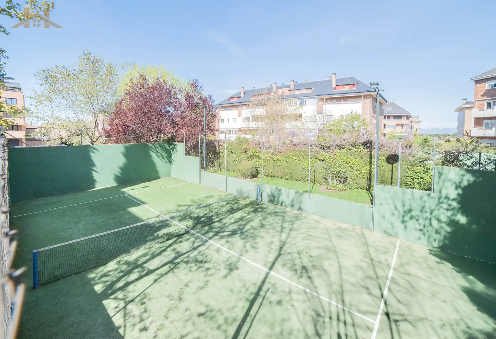 Jardí de Pis en venda en Majadahonda amb Aire condicionat, Calefacció i Terrassa