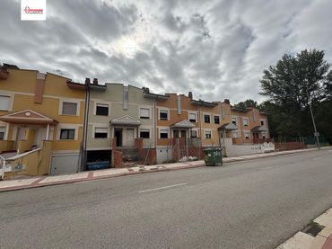 Adosado en venta en Calle SALAMANCA