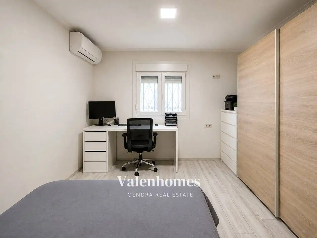 Bedroom of Houses for sale in Lliçà d'Amunt  with Air Conditioner, Private garden and Furnished