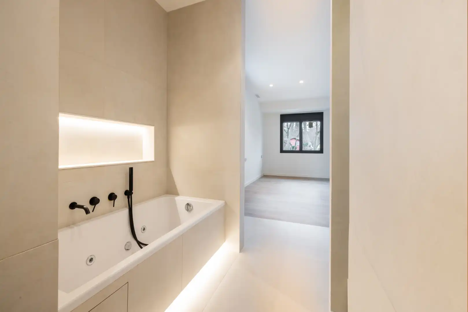 Bathroom of Houses for sale in Sant Cugat del Vallès