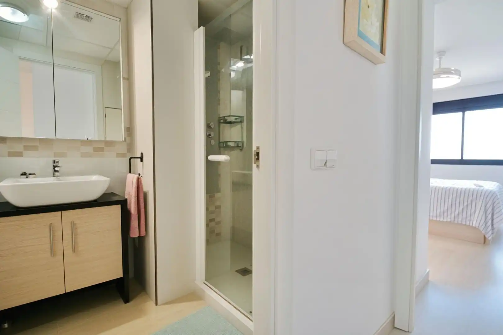 Baño de Apartamento en venta en Almería con Aire acondicionado, Jardín privado y Terraza