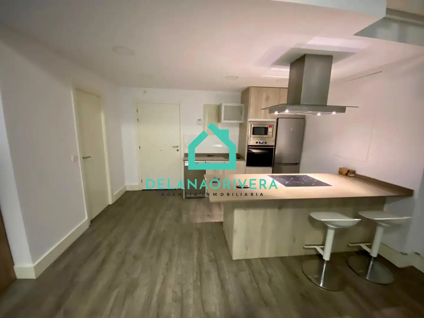 Vista exterior de Loft de lloguer en Camarma de Esteruelas amb Aire condicionat, Calefacció i Terrassa
