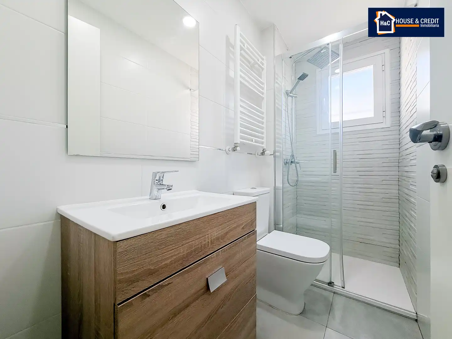 Bathroom of Flat for rent in Leganés  with Air Conditioner, Heating and Terrace