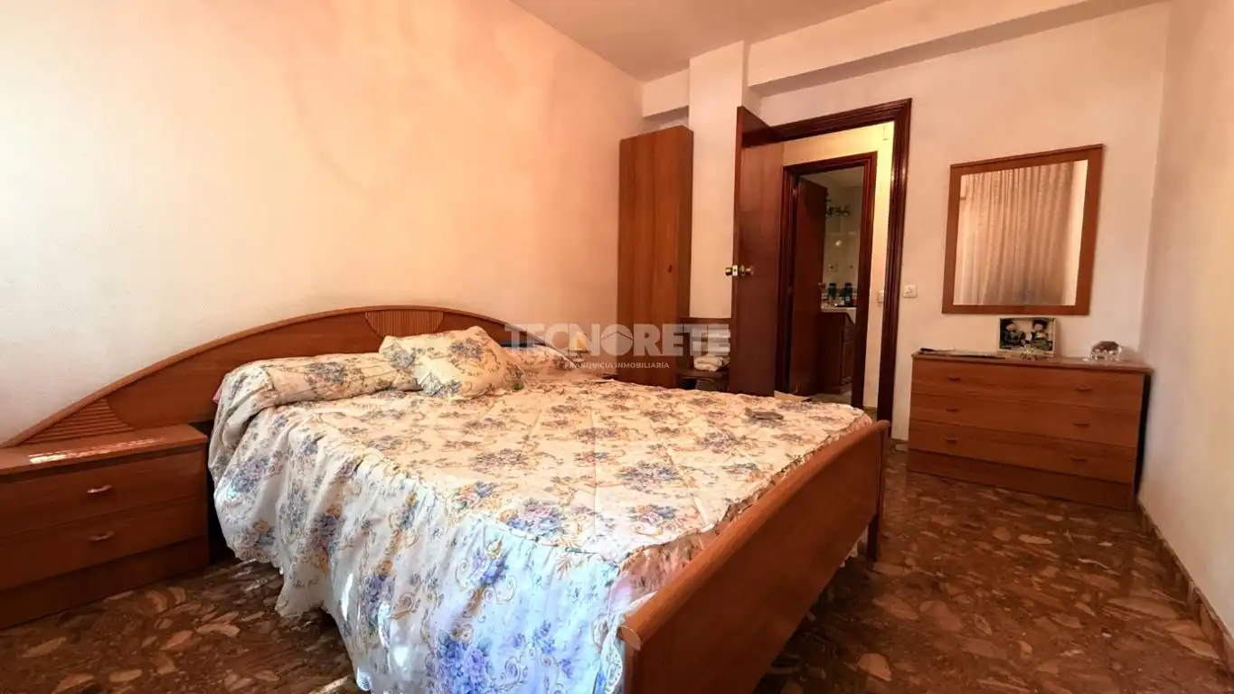 Habitación de Piso en venta en Guadalajara con Calefacción y Balcón