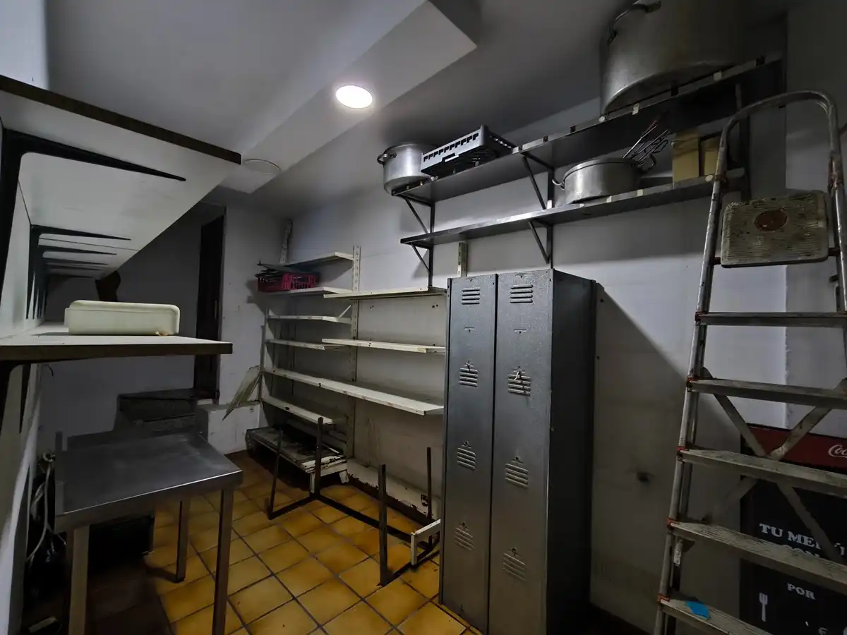 Local comercial de lloguer a Vilagarcía, imagen 13