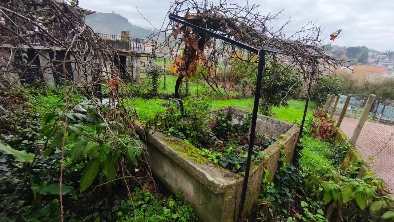 Casa rústica con jardín en venta en Barbadás, imagen 6