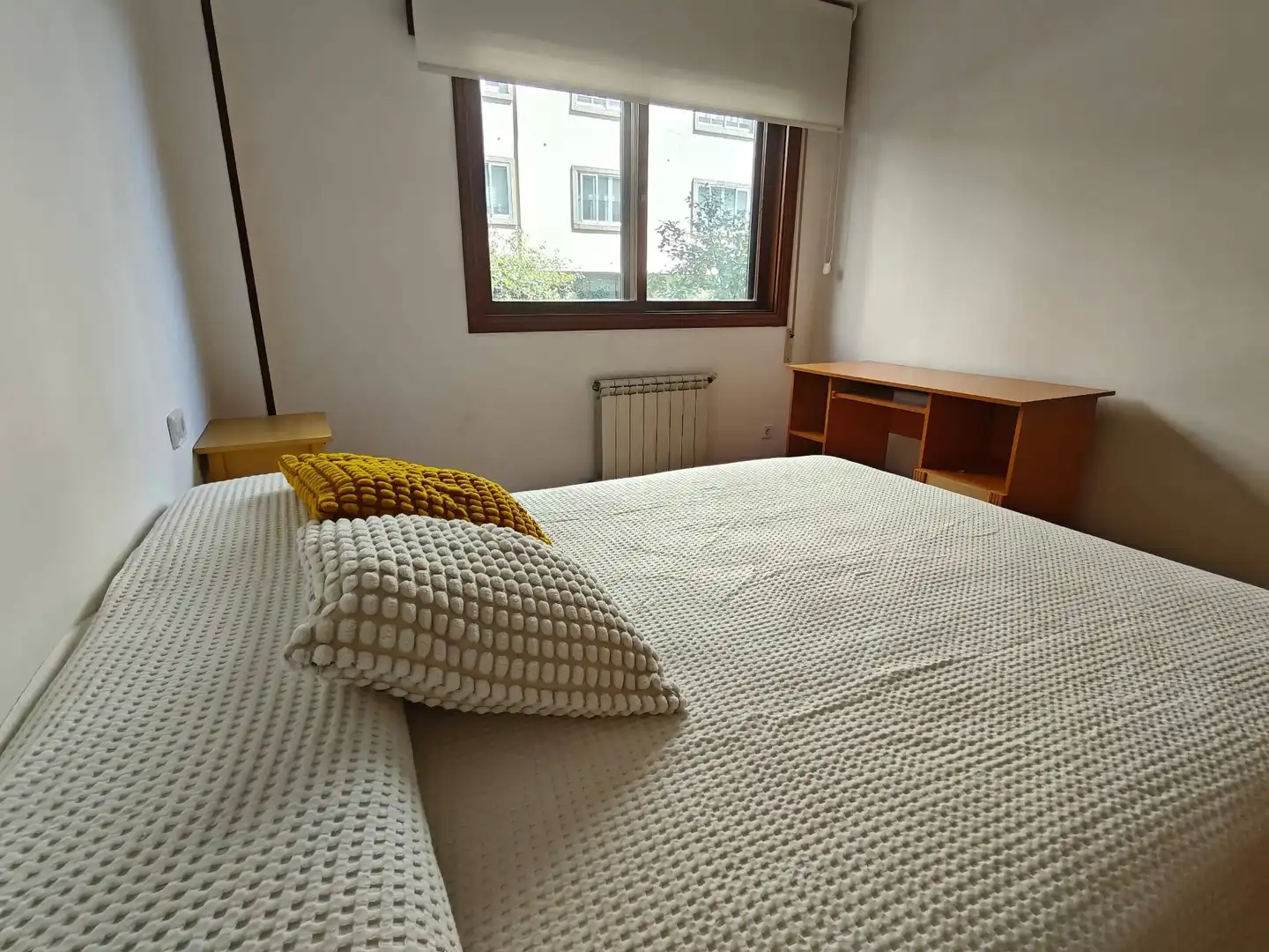 Schlafzimmer von Wohnung zur Miete in Santiago de Compostela  mit Heizung und Abstellraum