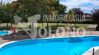 Piscina de Pis en venda en Haro amb Calefacció, Traster i Balcó