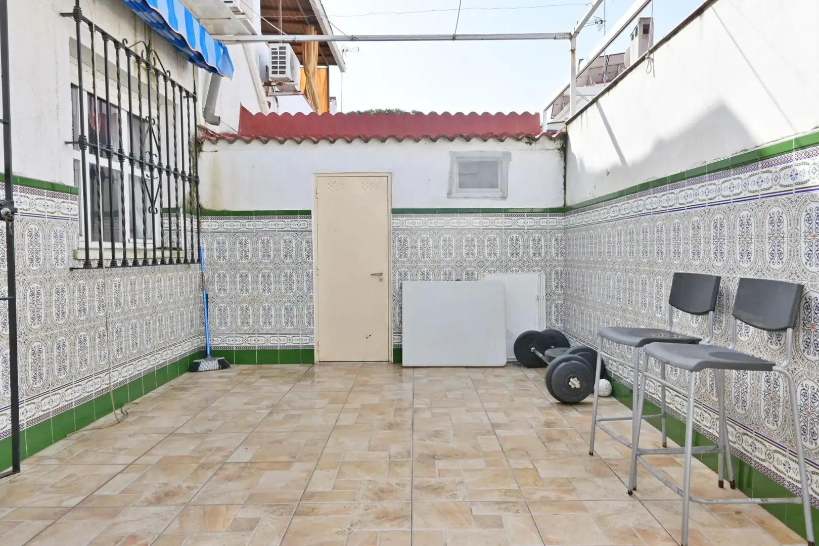 Terrace of Houses for sale in Sevilla  with Air Conditioner and Terrace