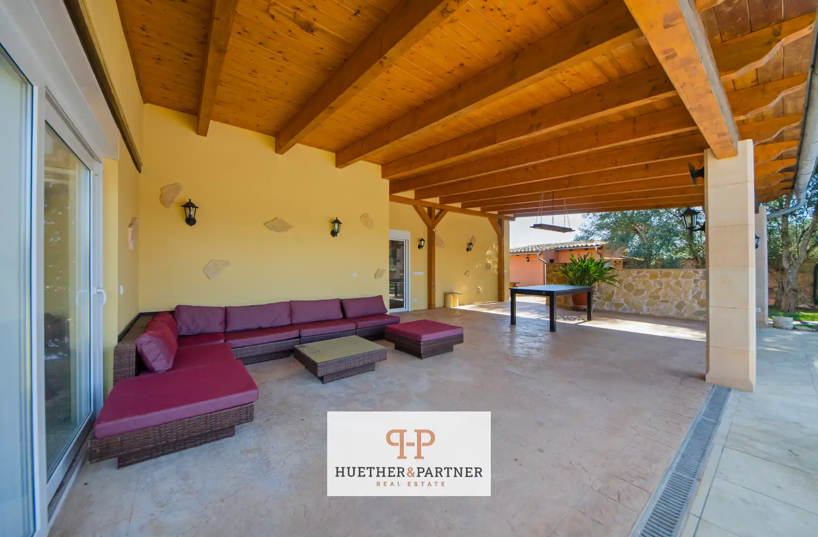 Terrasse von Country house zum Verkauf in Llucmajor mit Klimaanlage, Heizung und Möbliert