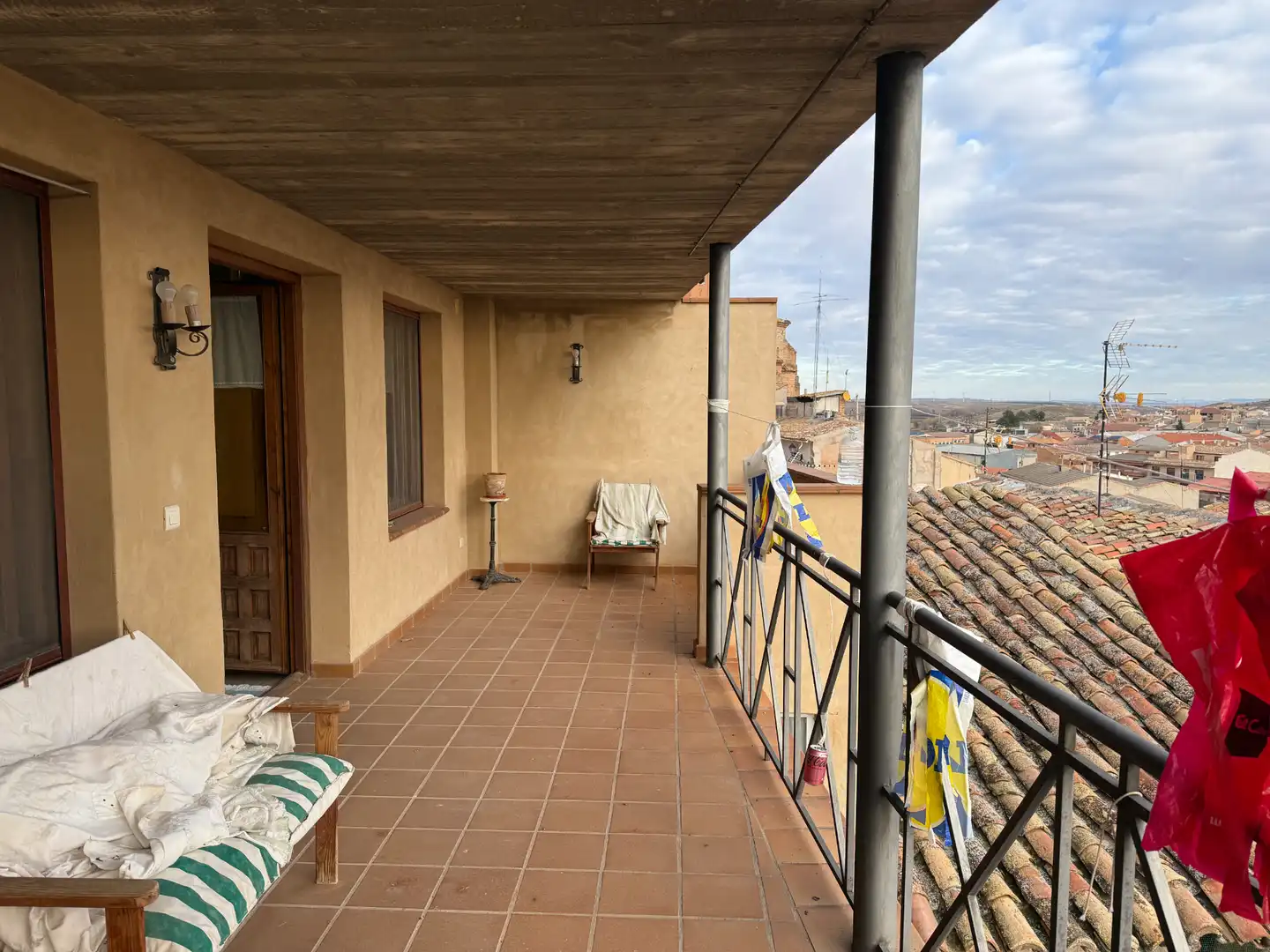 Terrassa de Casa o xalet en venda en Calatorao amb Calefacció, Jardí privat i Terrassa